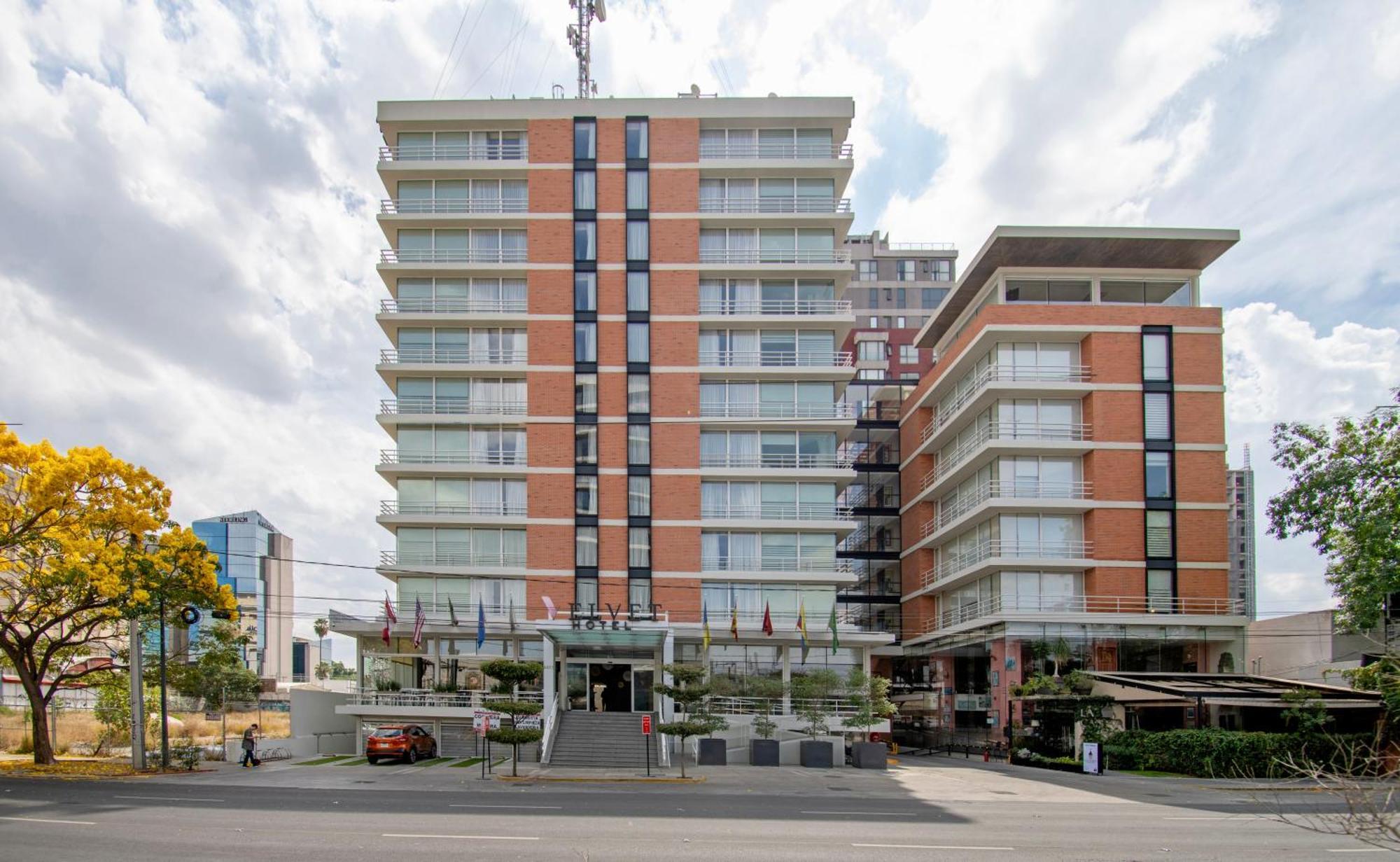 Hotel Velvet Plaza غوادالاجارا المظهر الخارجي الصورة