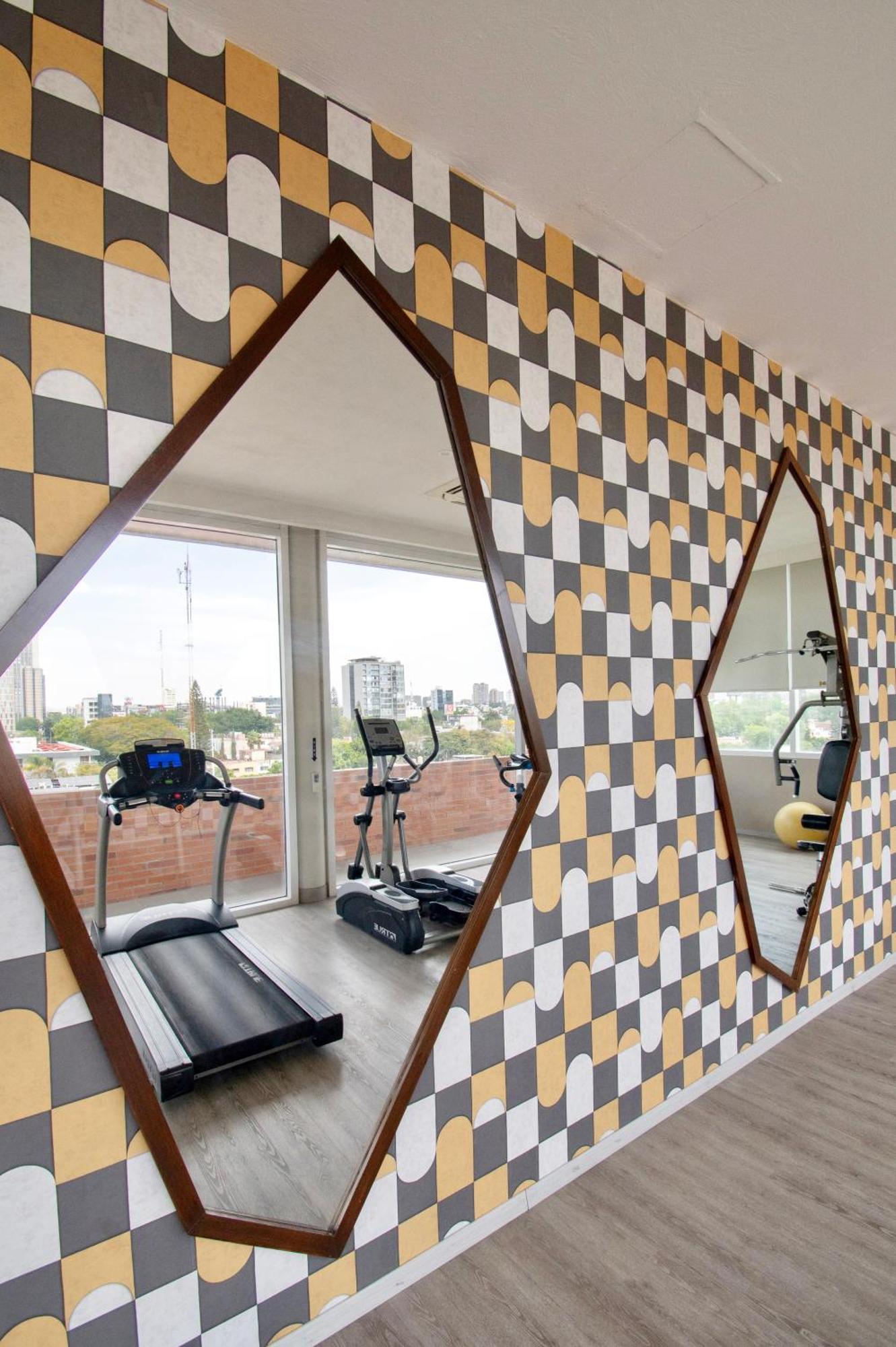 Hotel Velvet Plaza غوادالاجارا المظهر الخارجي الصورة